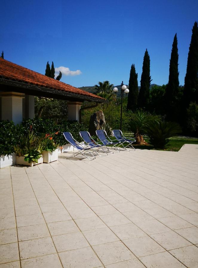 Villetta Blue Garden Sonnino Buitenkant foto