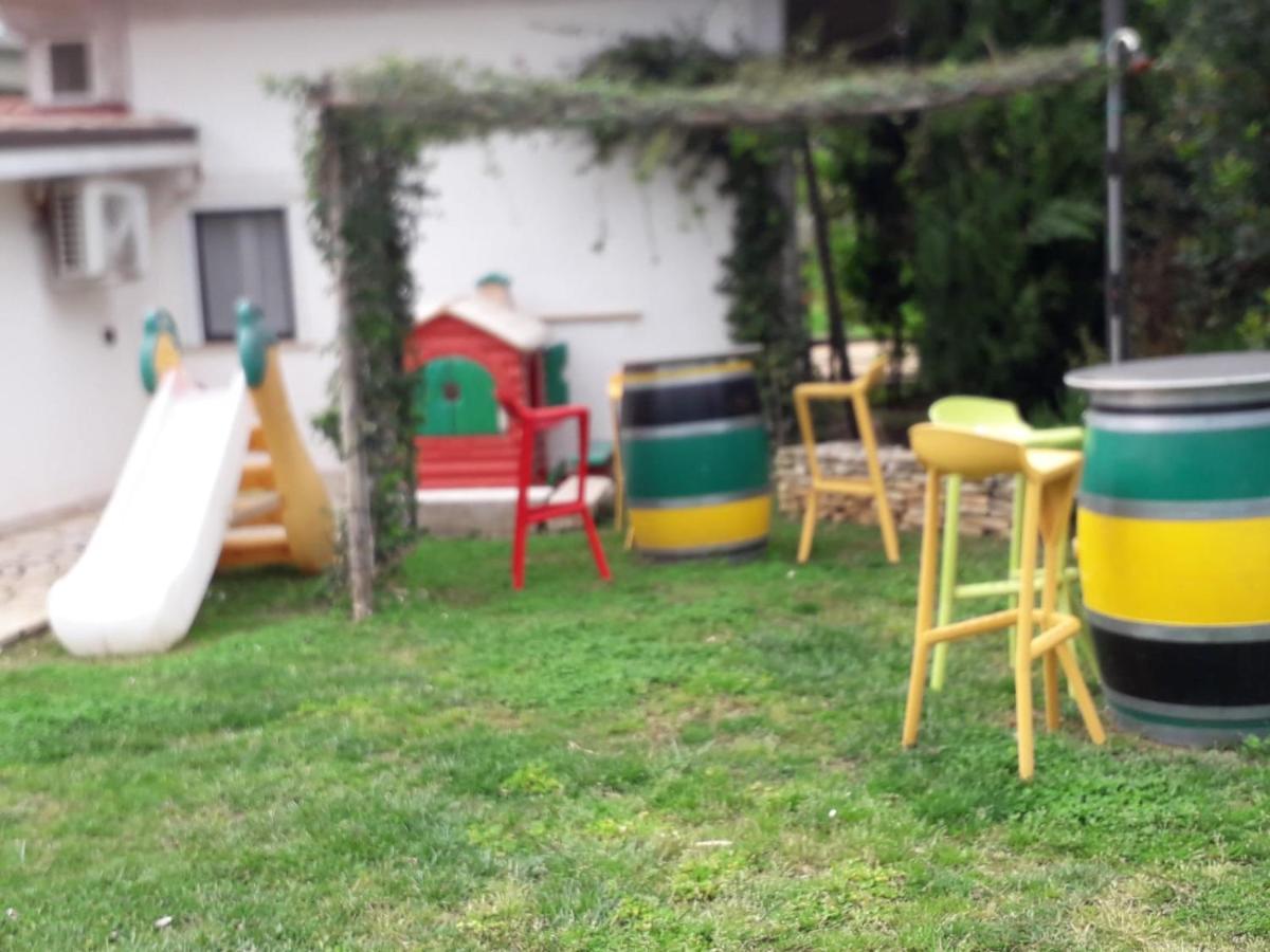 Villetta Blue Garden Sonnino Buitenkant foto